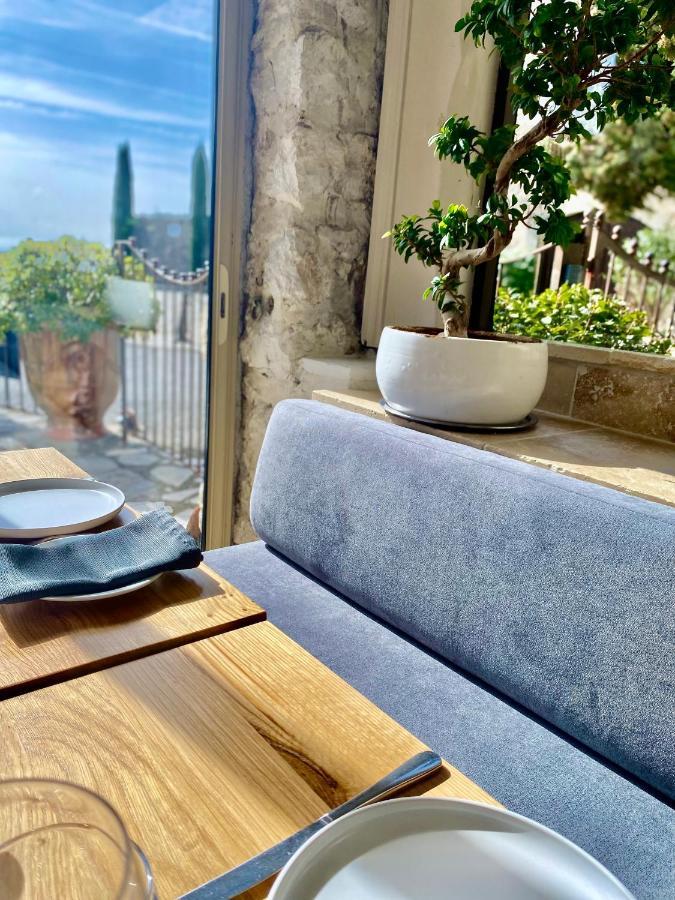 Auberge Du Vieux Chateau Кабри Екстериор снимка